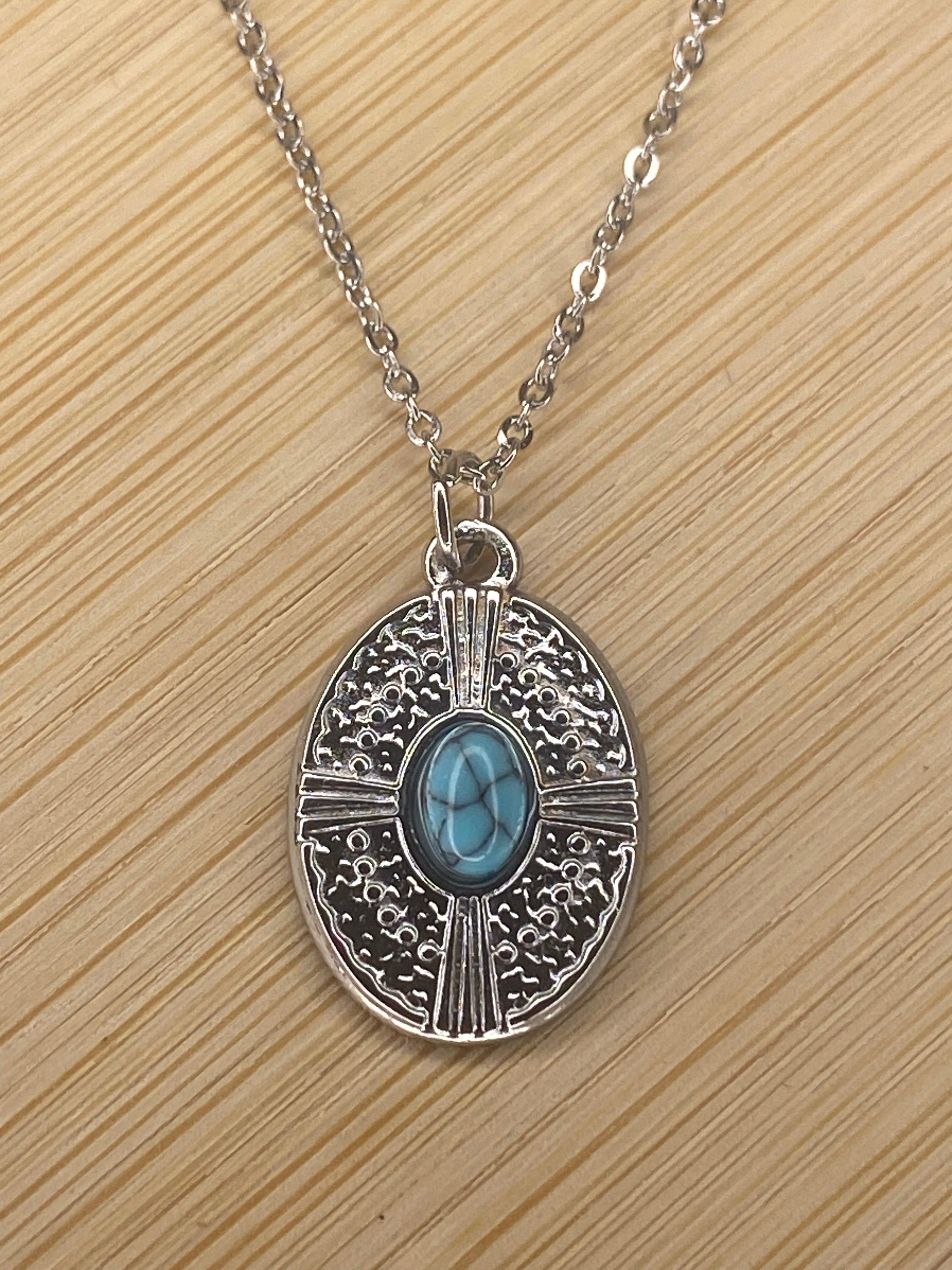 Collier MINA