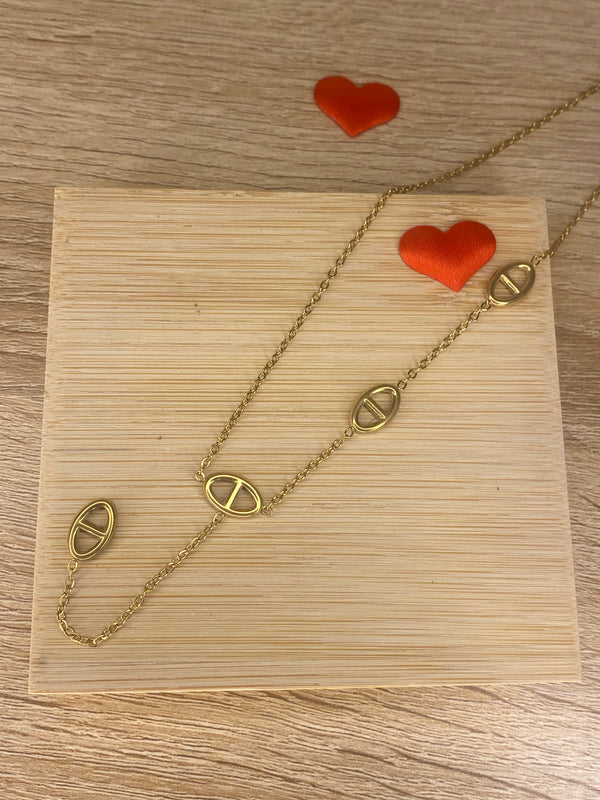 Collier EVA