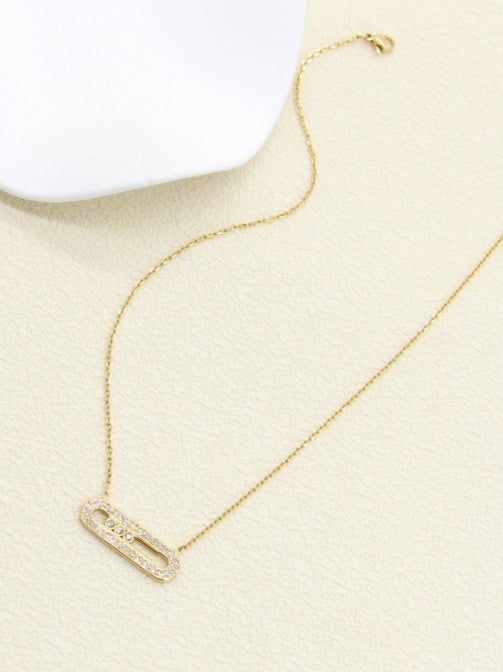 Collier élégant en acier inoxydable