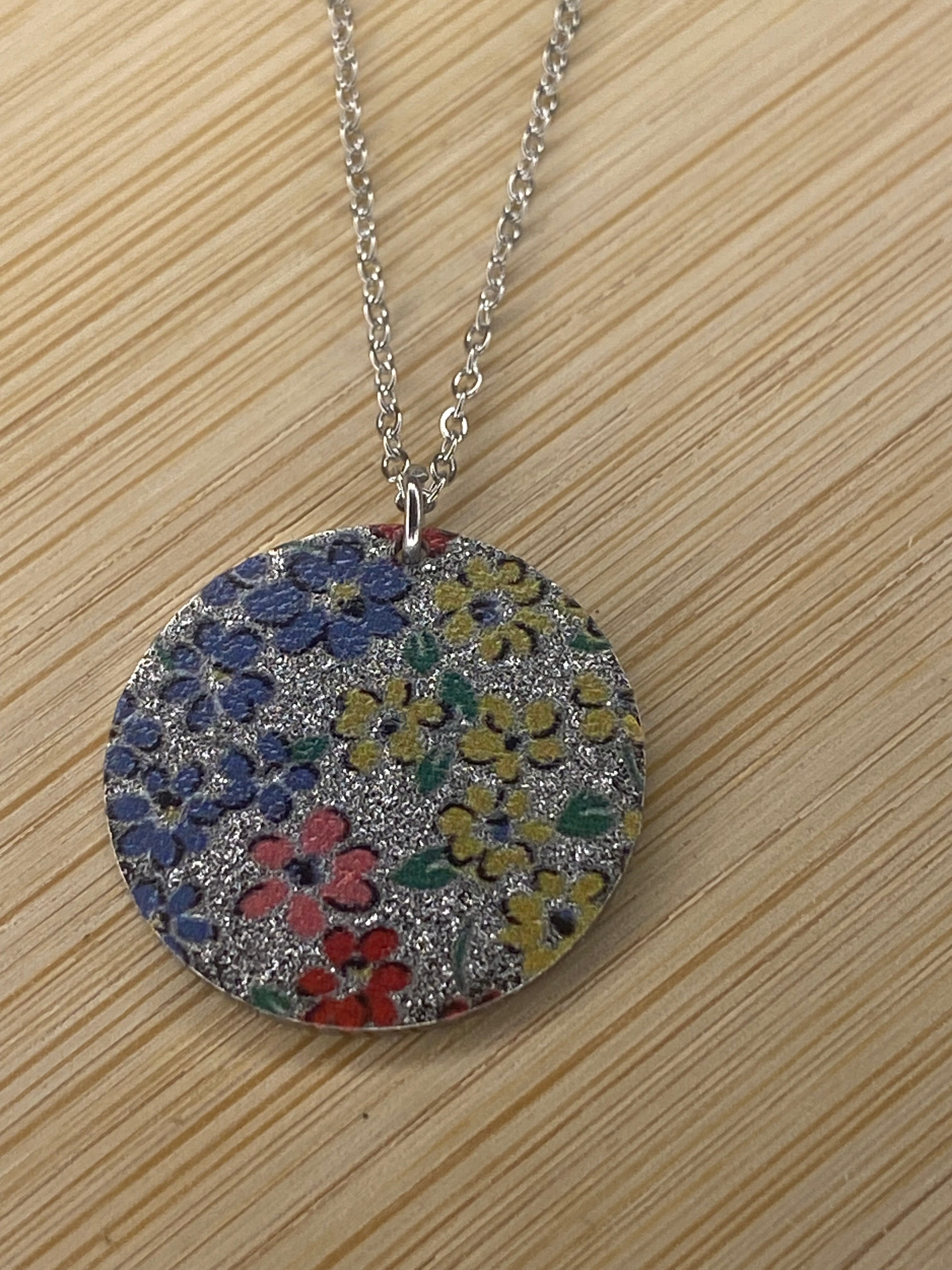 Collier NISSA